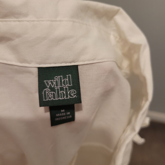 Wild Fable White Button Down Shirt with Bow Accents - Picture 8 of 8